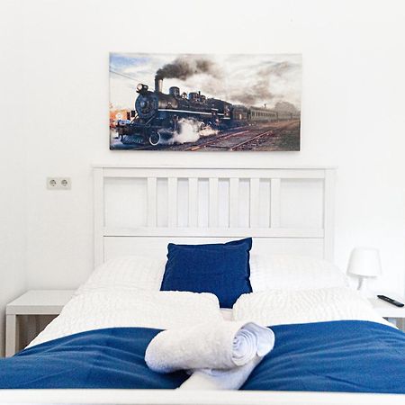 Pleasant 3Br Shared Apartment- Ideal For Longstays Вена Экстерьер фото
