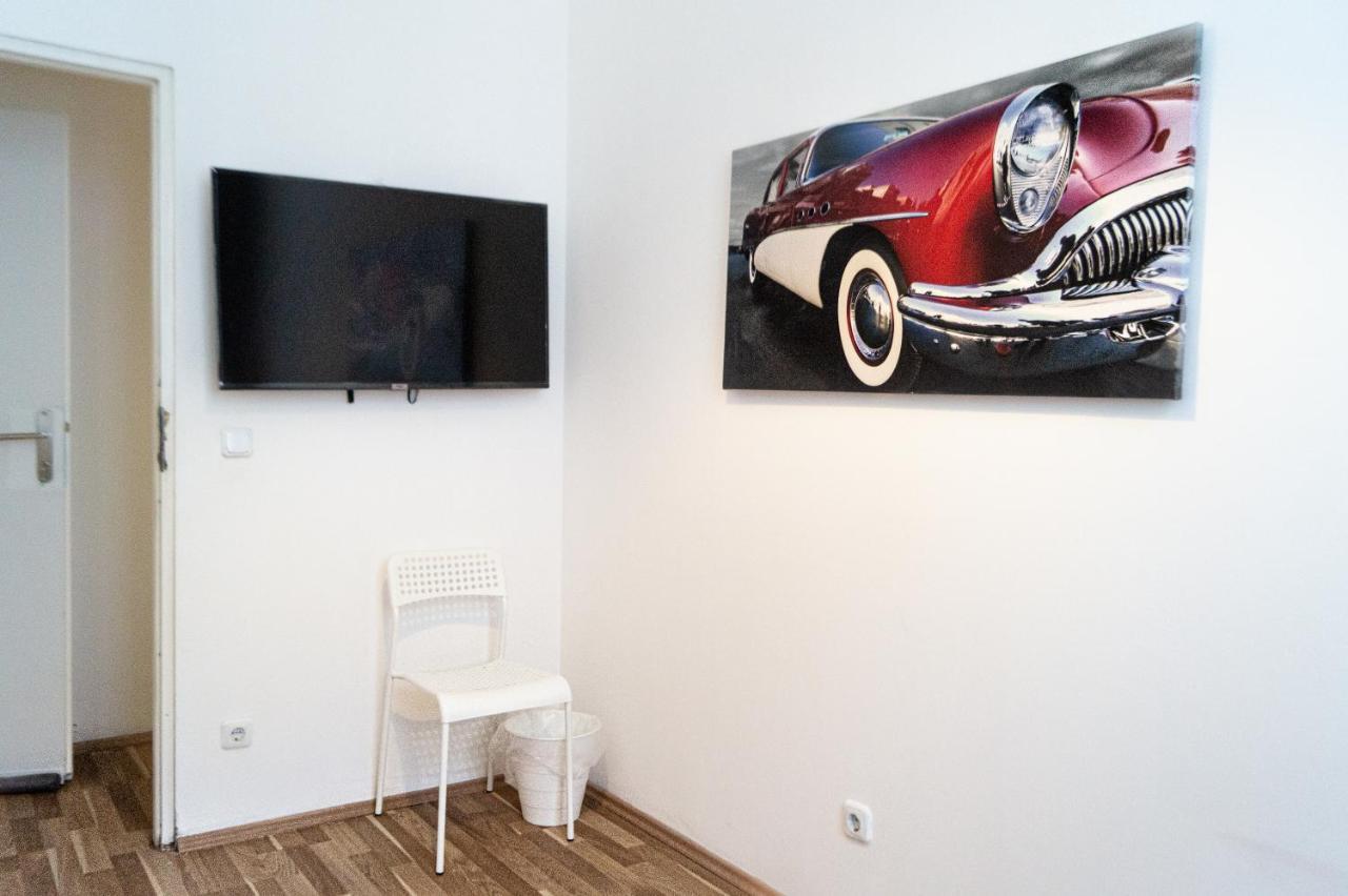 Pleasant 3Br Shared Apartment- Ideal For Longstays Вена Экстерьер фото