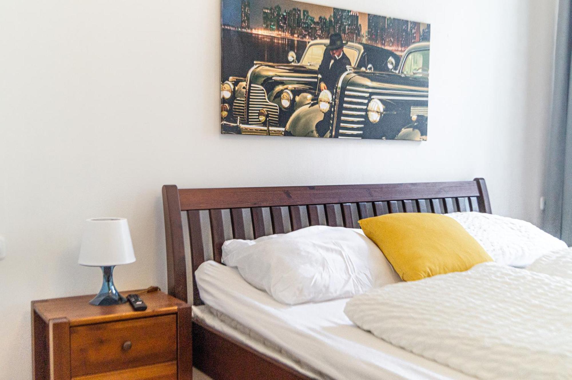 Pleasant 3Br Shared Apartment- Ideal For Longstays Вена Экстерьер фото