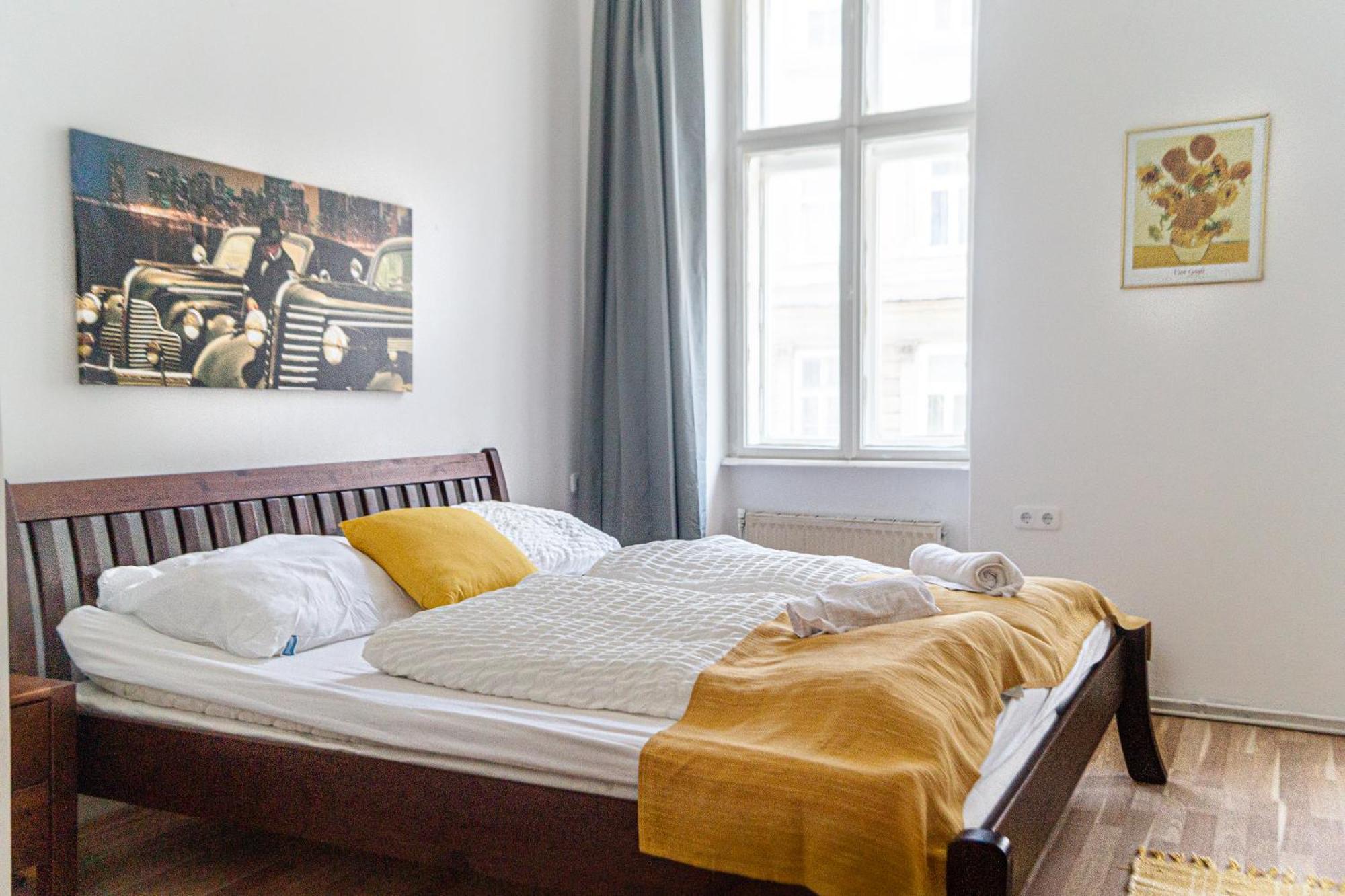 Pleasant 3Br Shared Apartment- Ideal For Longstays Вена Экстерьер фото